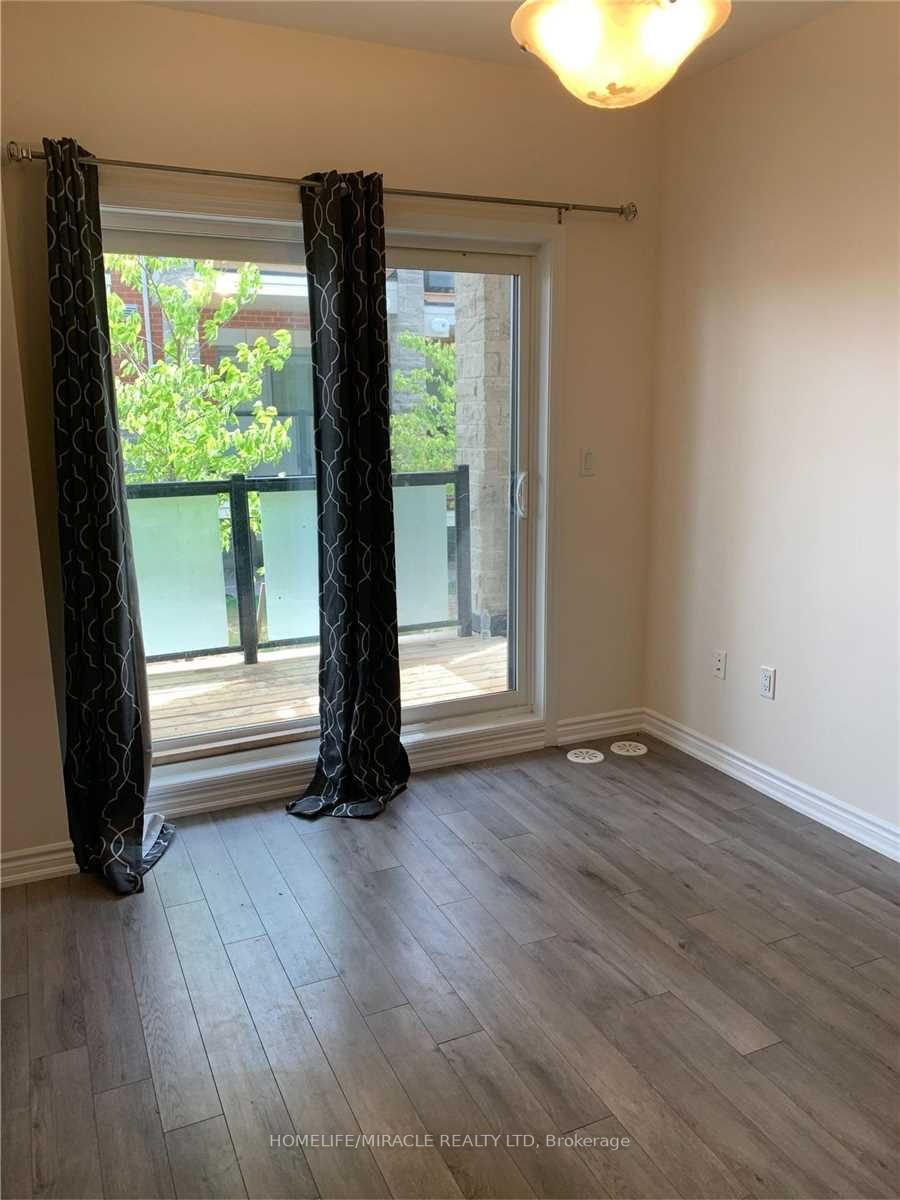240 Lagerfeld Drive, #7