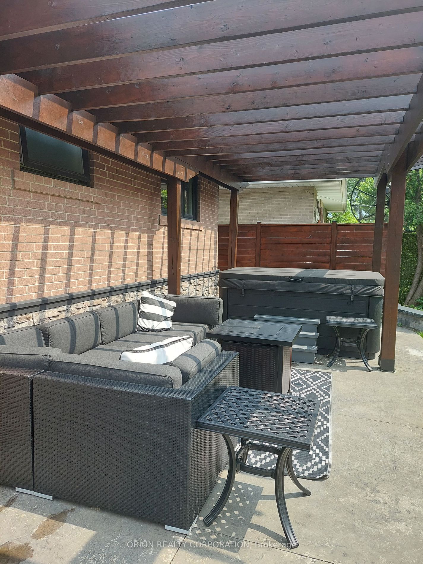 20 Bradbury Crescent