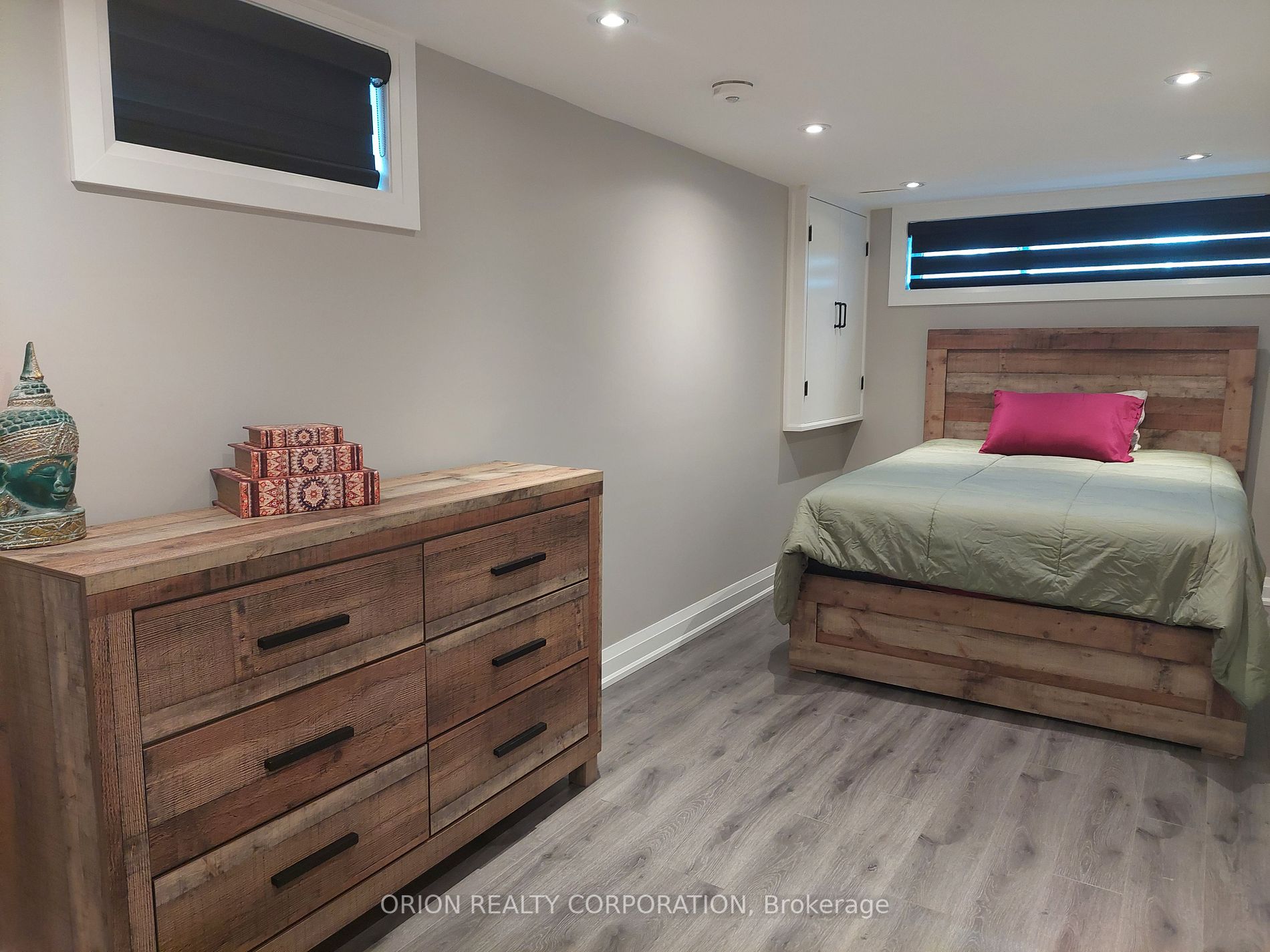 20 Bradbury Crescent