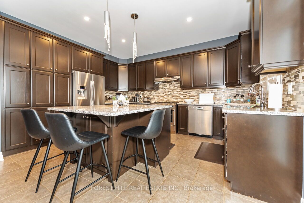 146 Mcwilliams Cres