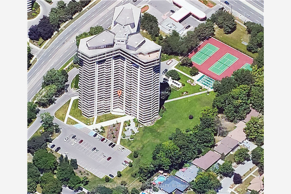 1300 Bloor St, Mississauga