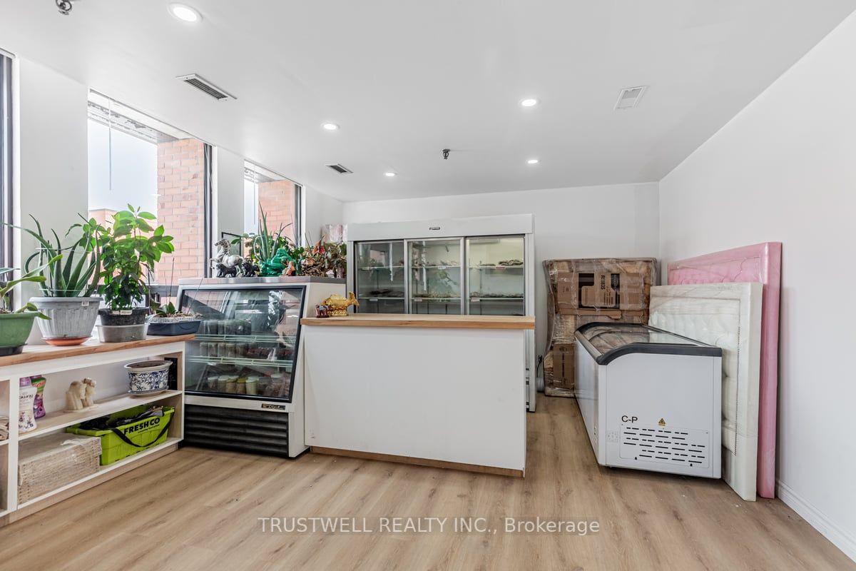 750 Oakdale Rd, #48