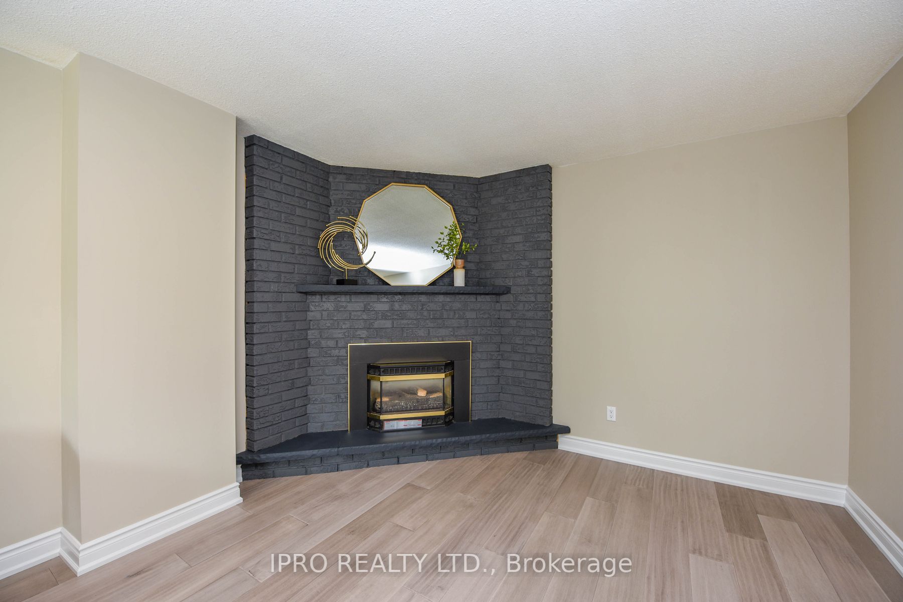 479 Isabella Avenue