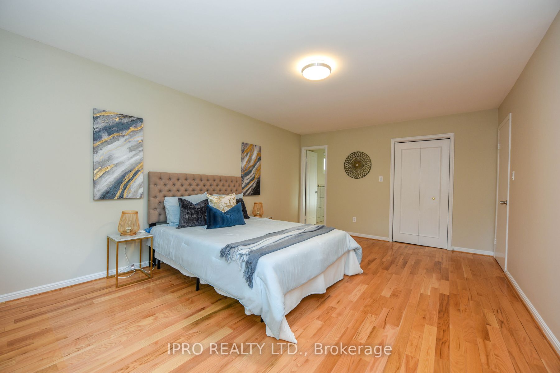 479 Isabella Avenue