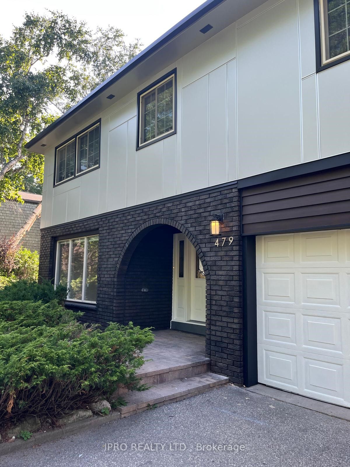 479 Isabella Avenue