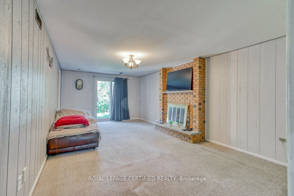 144 Skegby Rd