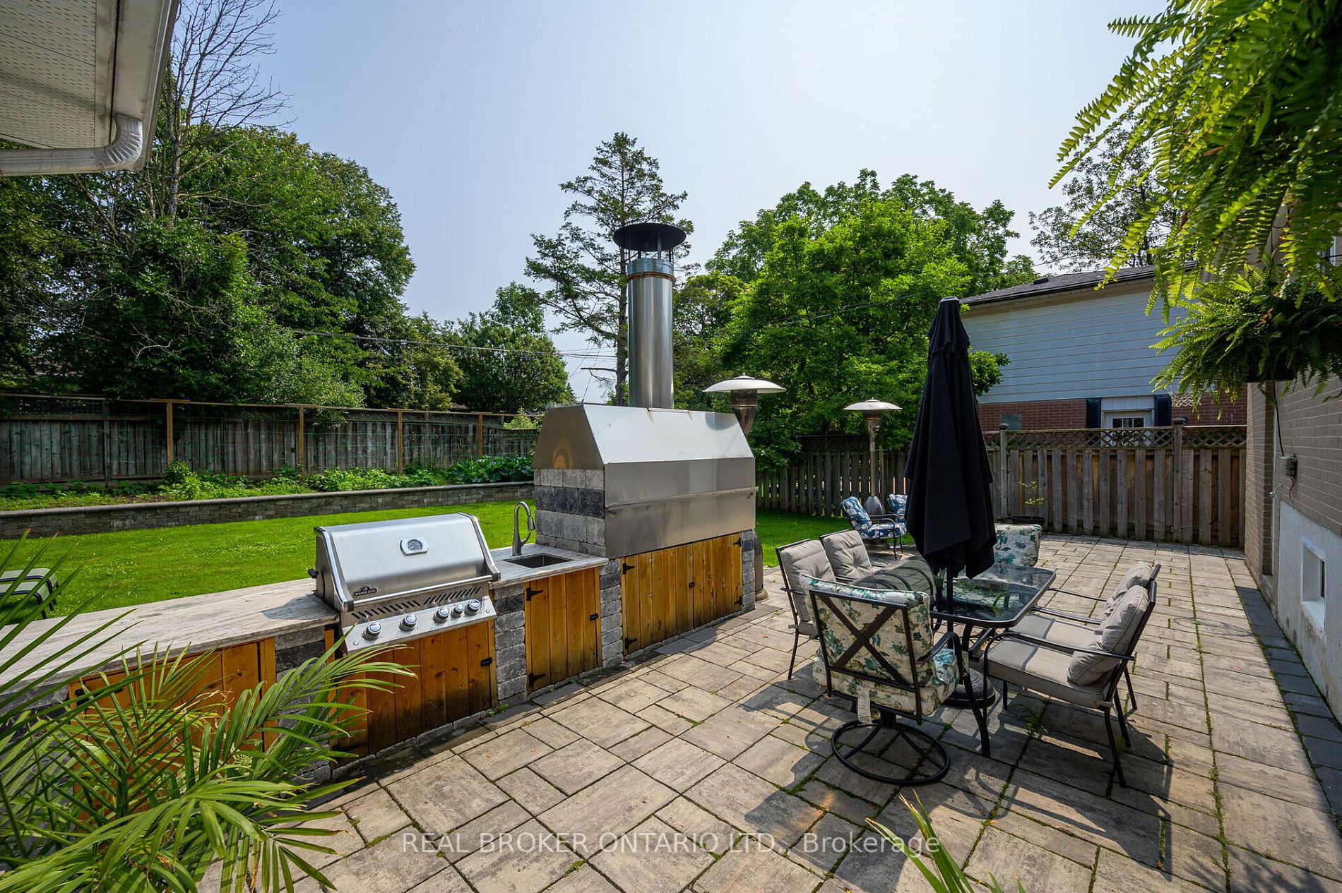 451 Sunset Dr