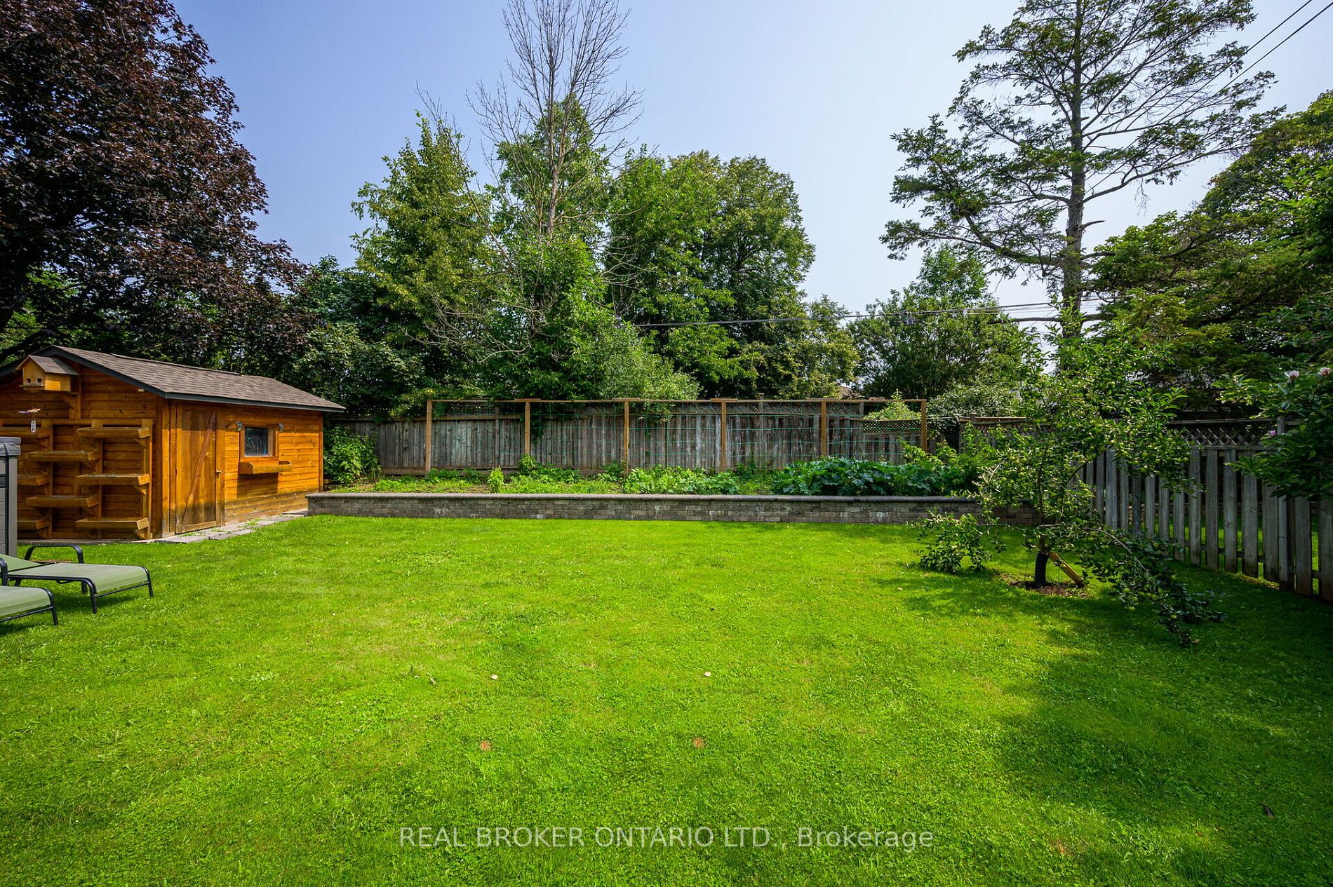 451 Sunset Dr