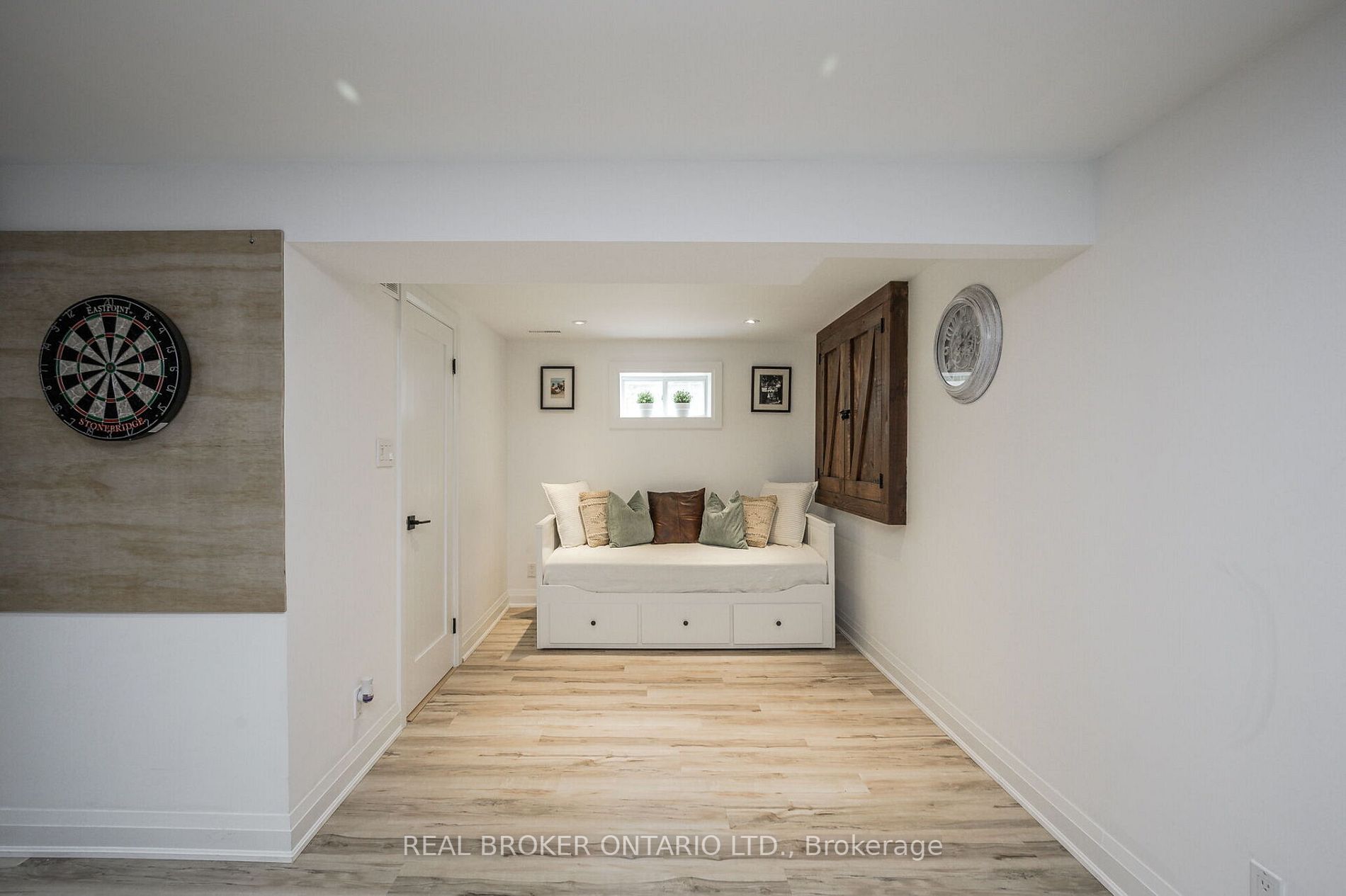 451 Sunset Dr