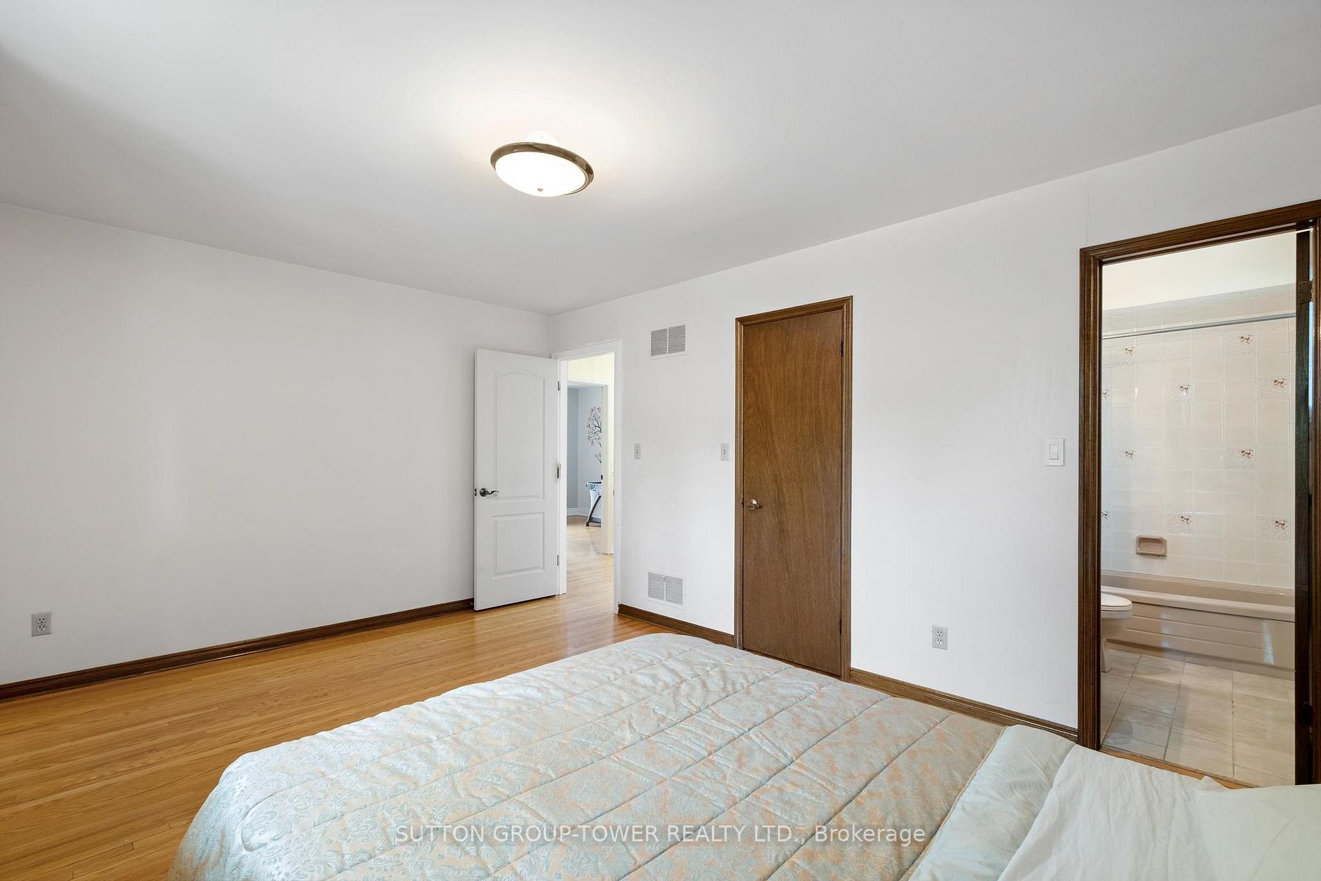 3075 Given Road