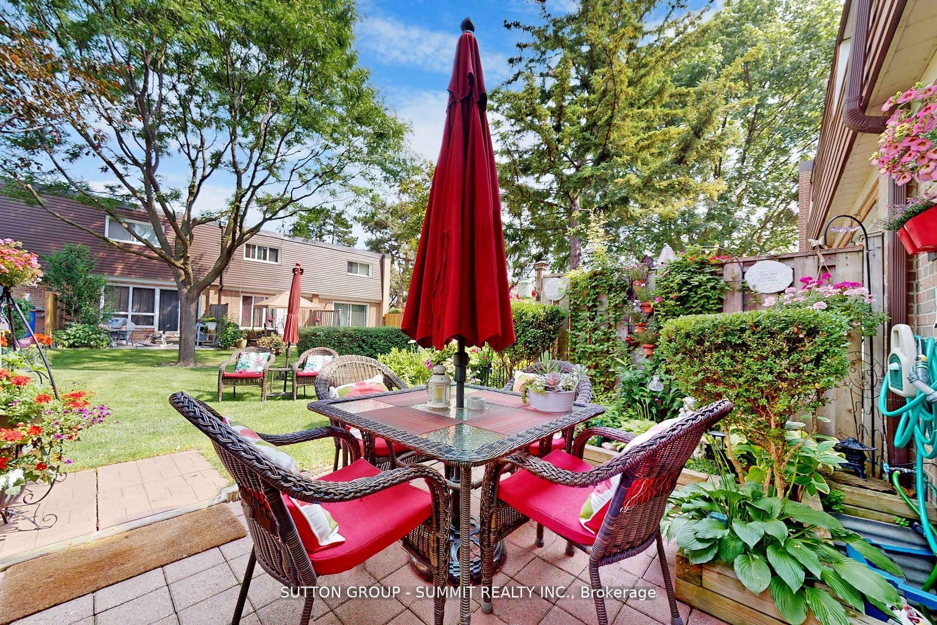 23 Tealham Dr, #28