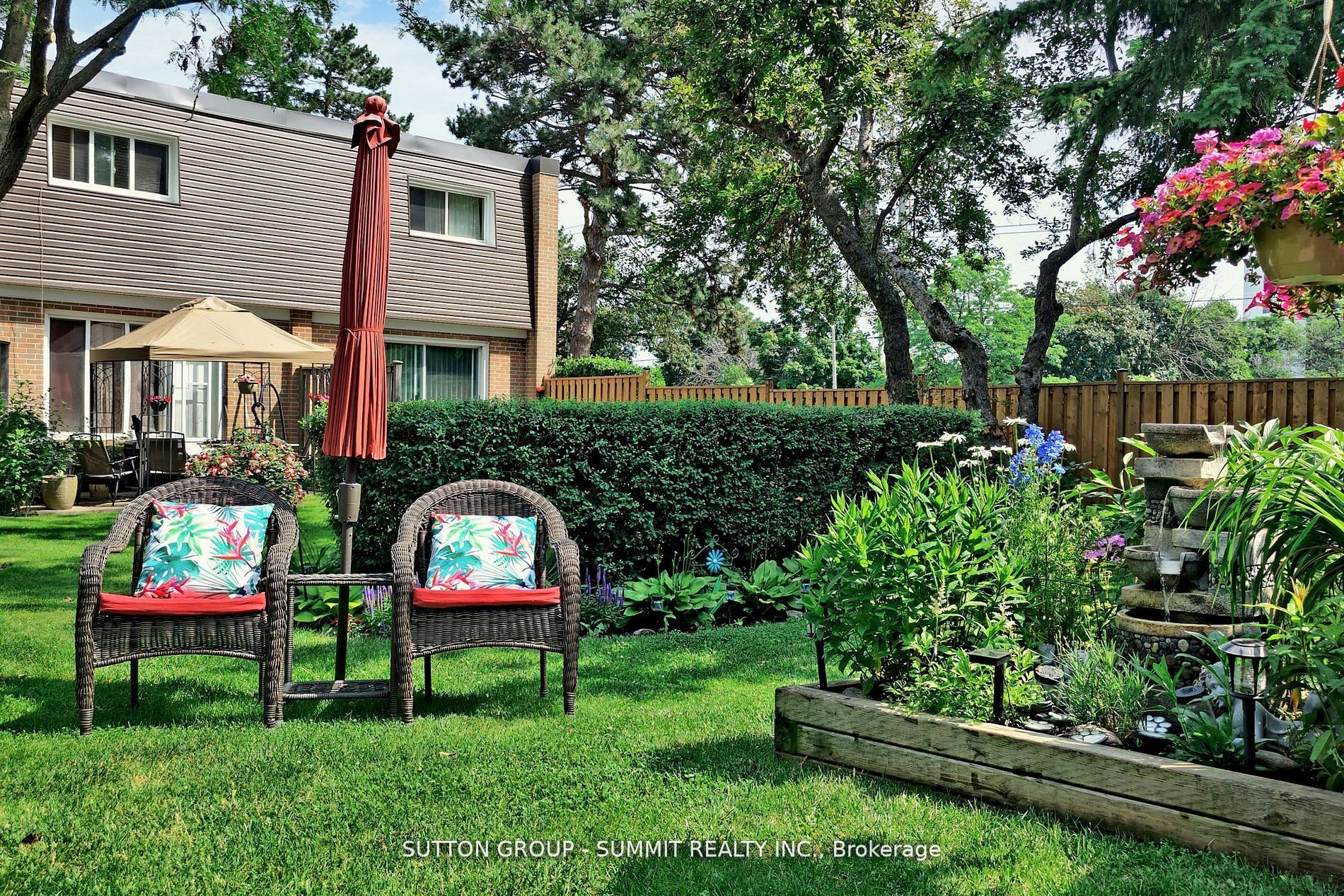 23 Tealham Dr, #28