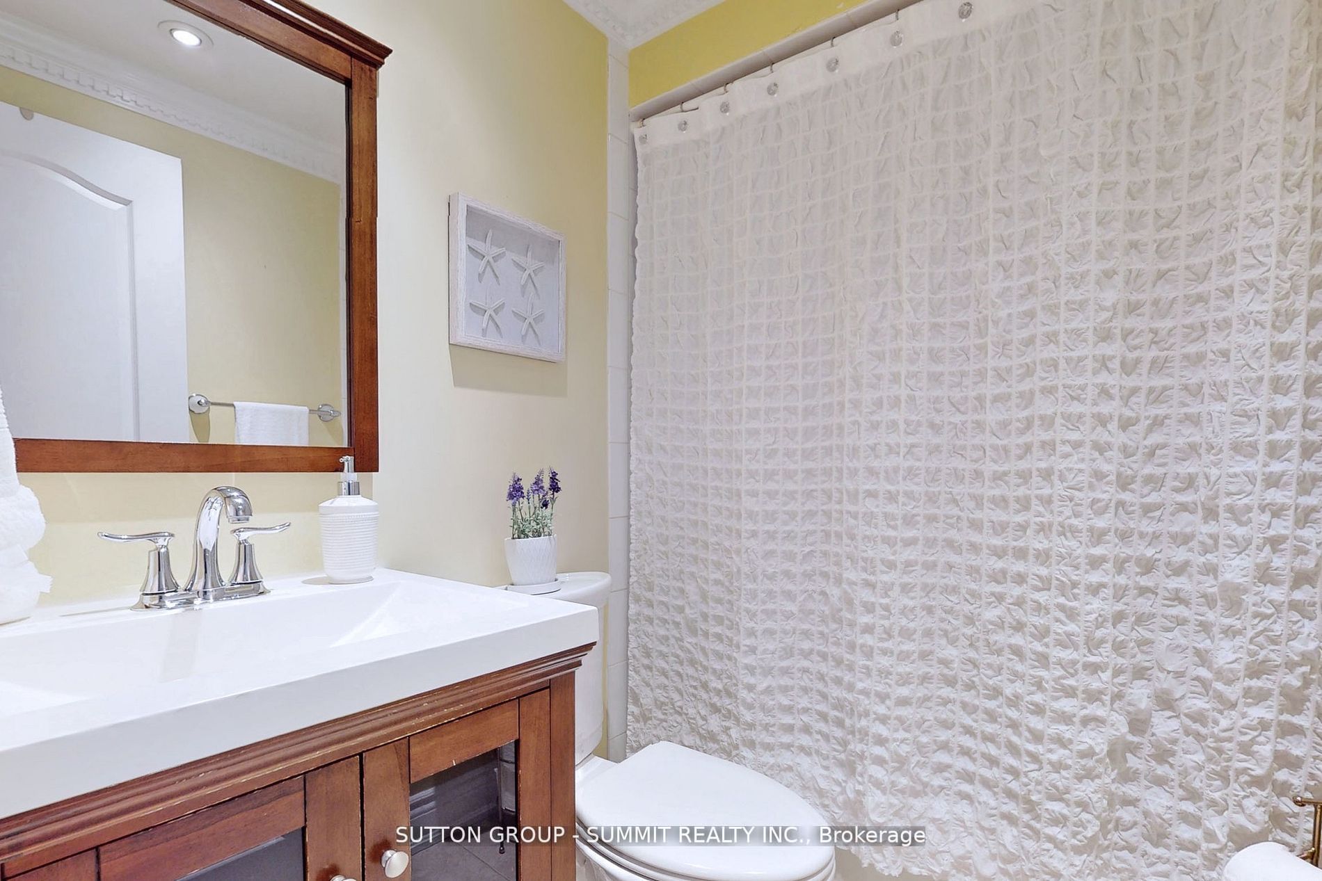 23 Tealham Dr, #28