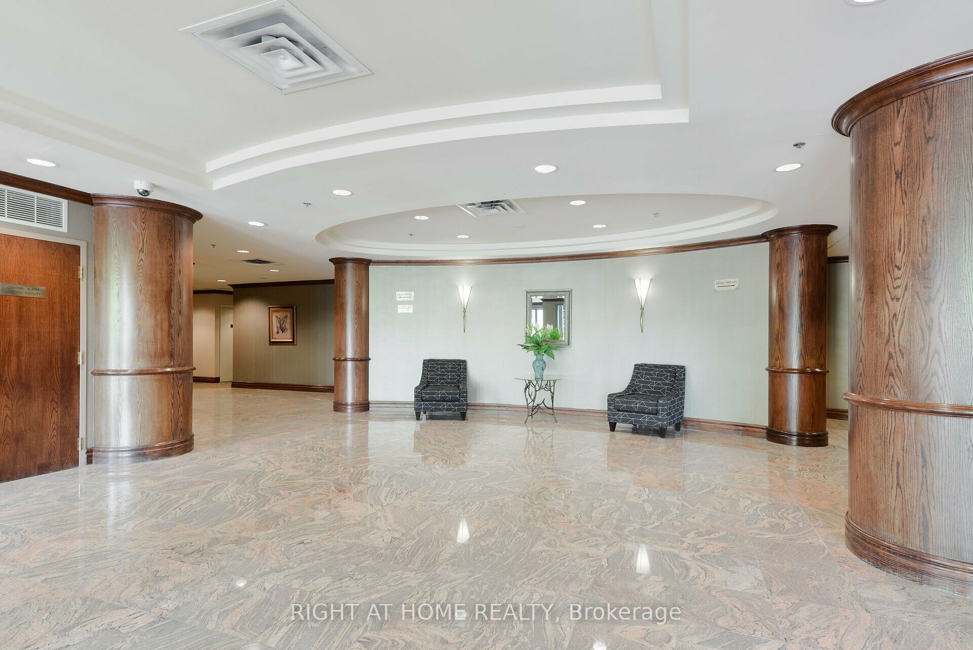 Listing W6697994 - Large Photo # 23