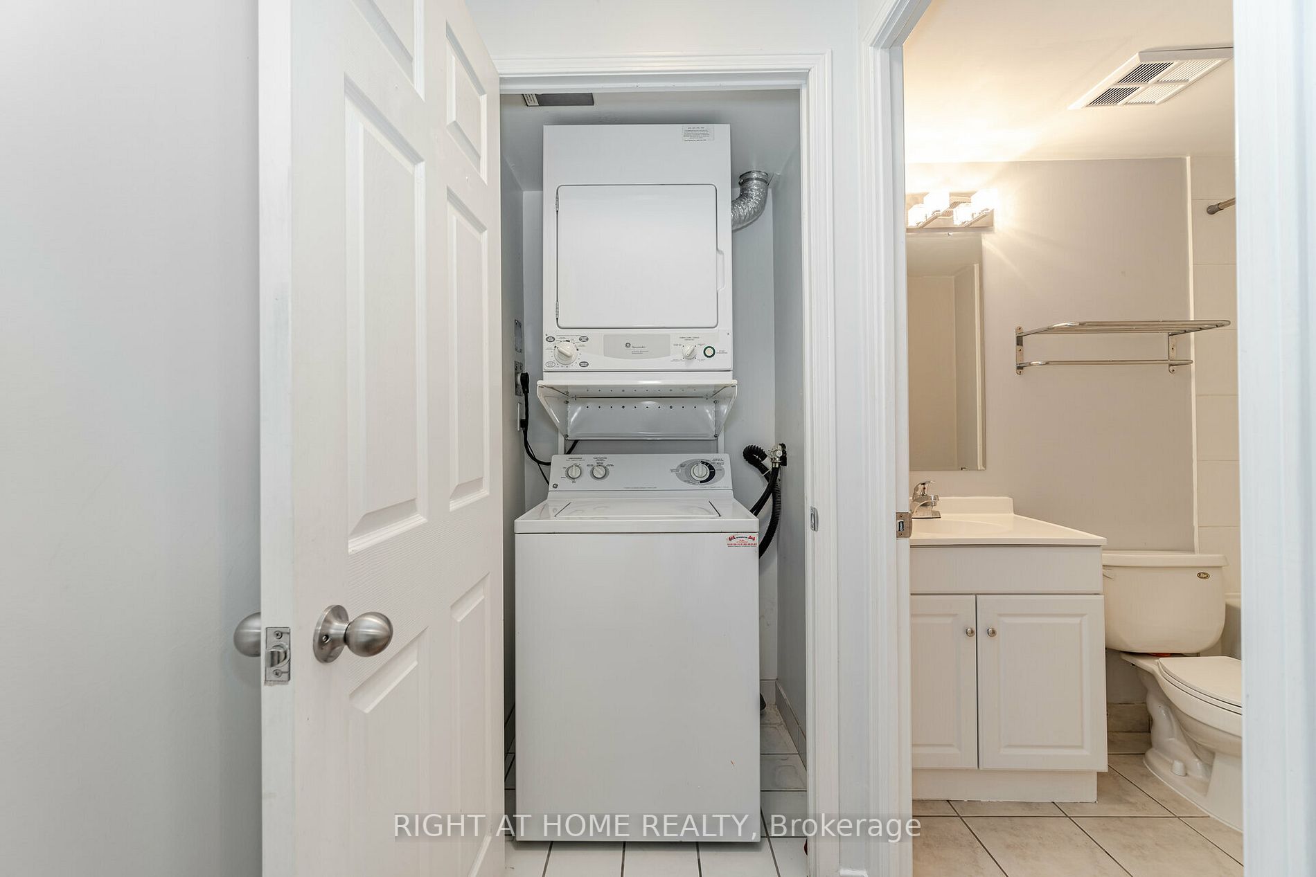 Listing W6697994 - Large Photo # 15