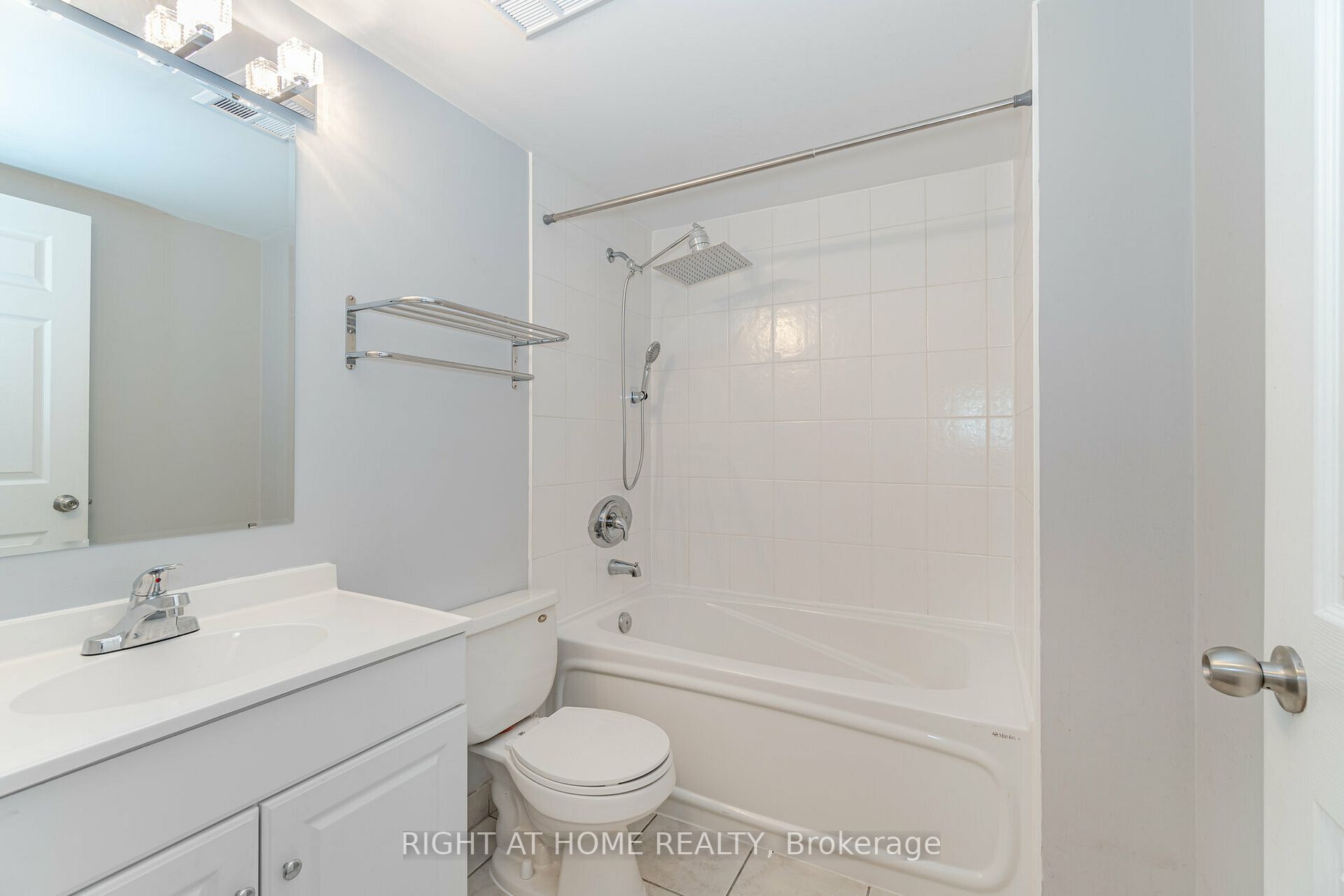 Listing W6697994 - Large Photo # 14