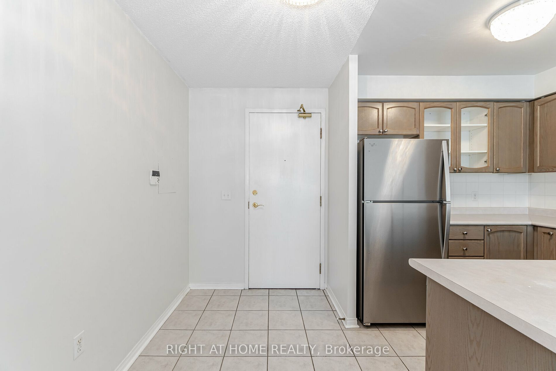 Listing W6697994 - Large Photo # 3