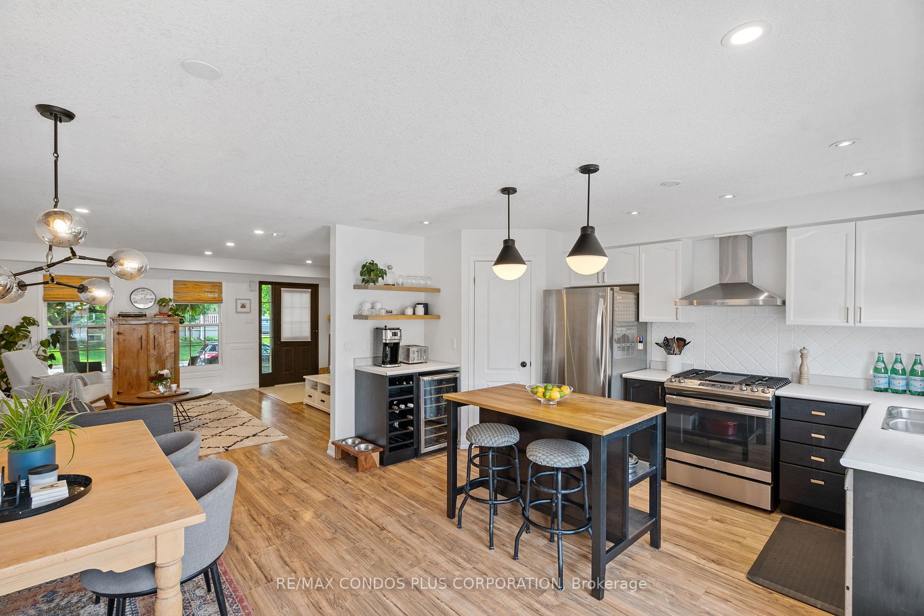 9 Harshaw Rd