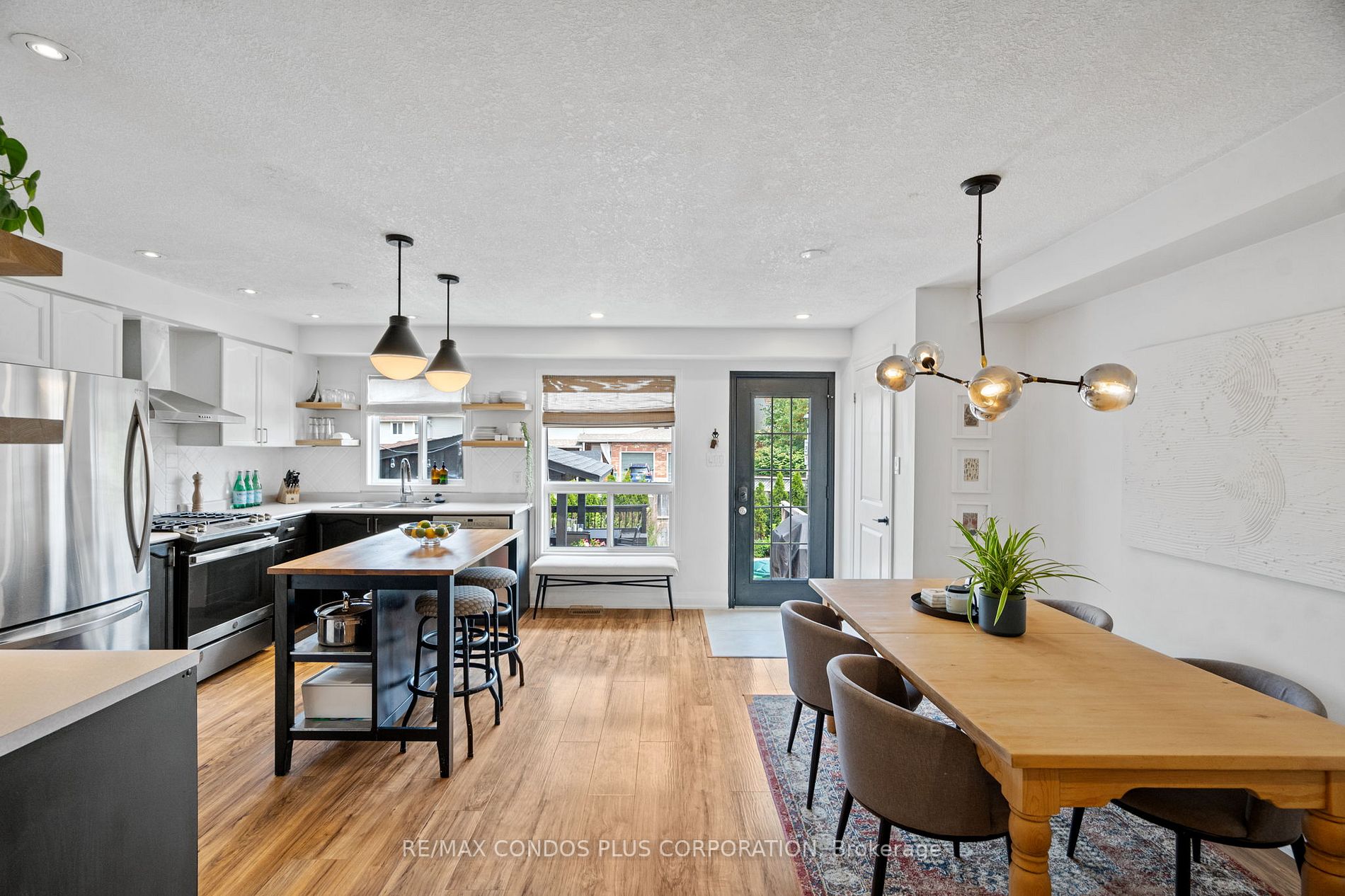 9 Harshaw Rd