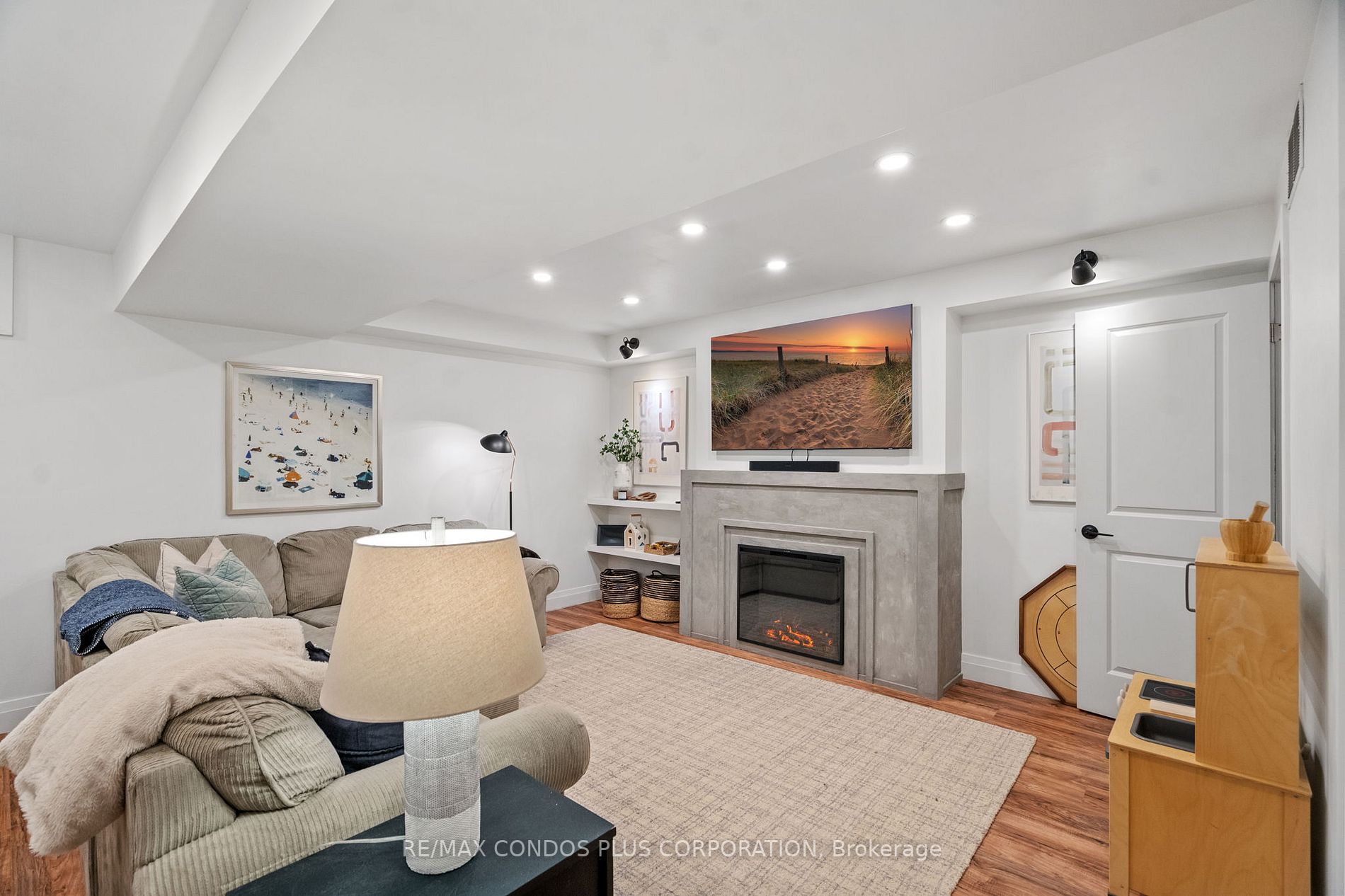 9 Harshaw Rd