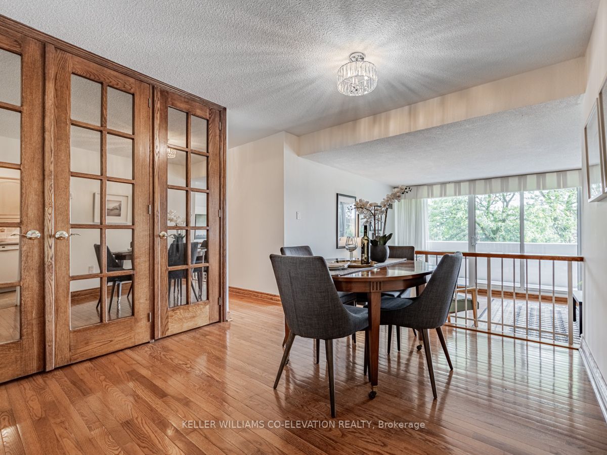 270 Scarlett Rd, #211