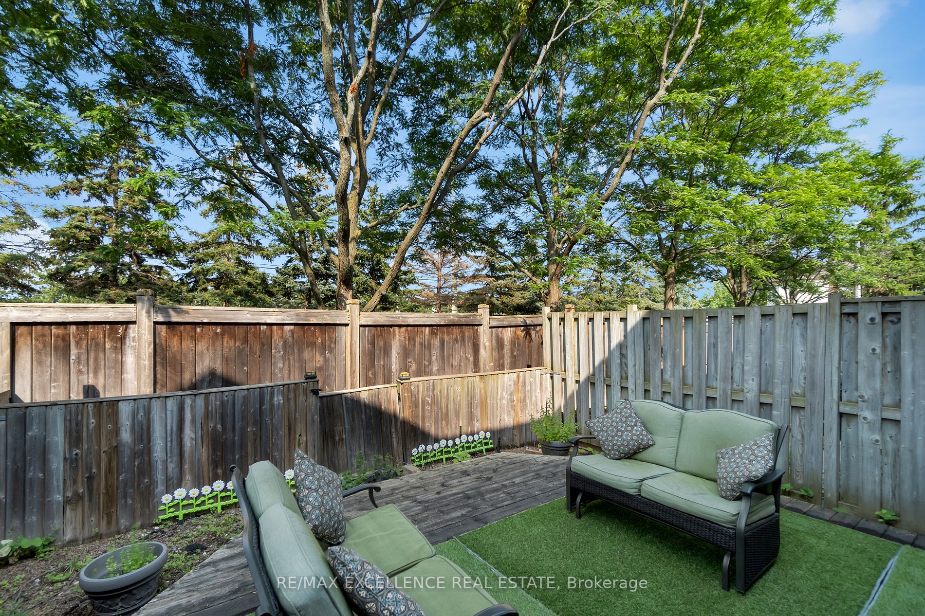 9800 Mclaughlin Rd, #7