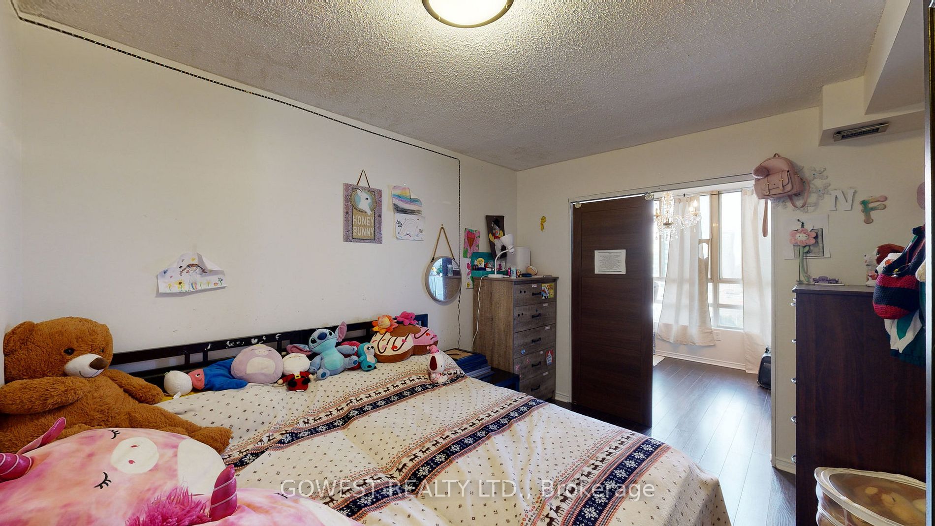 50 Kingsbridge Garden Circ, #1807