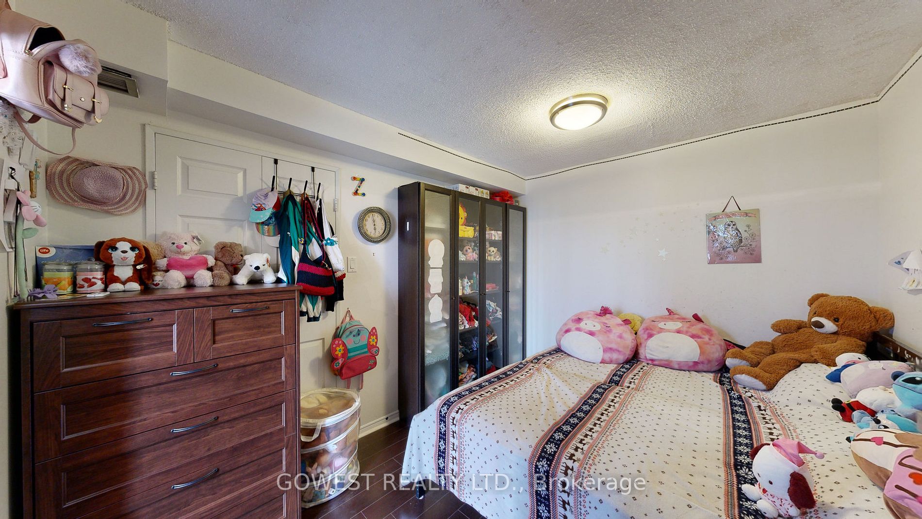 50 Kingsbridge Garden Circ, #1807