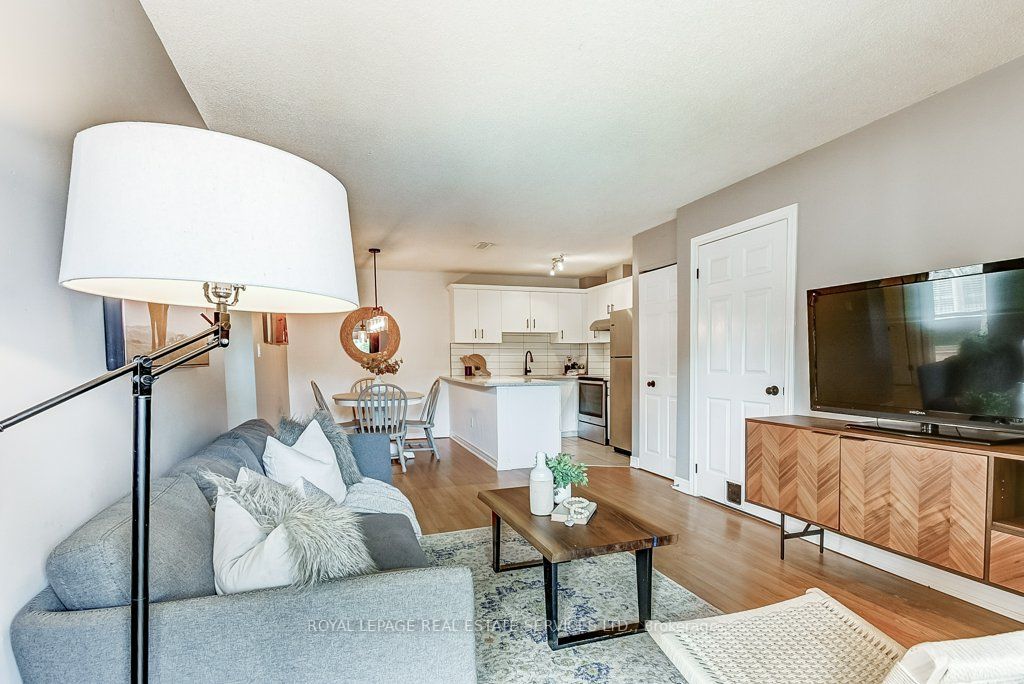 4140 Foxwood Drive, #404