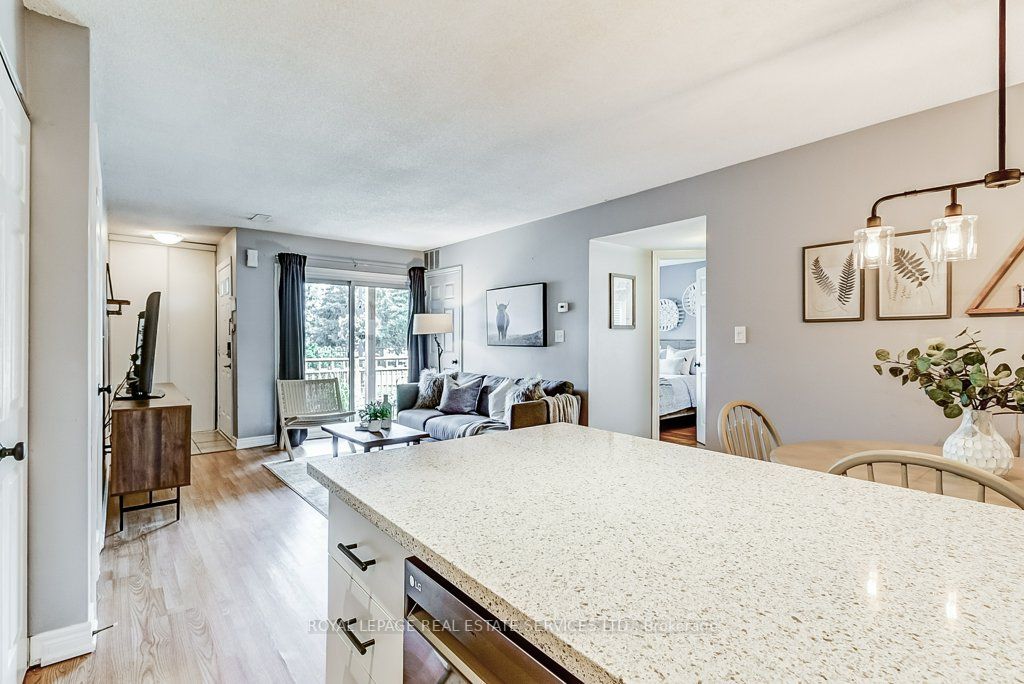4140 Foxwood Drive, #404