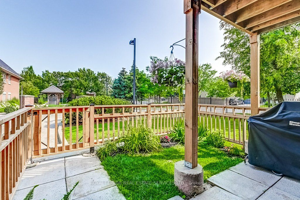 4140 Foxwood Drive, #404