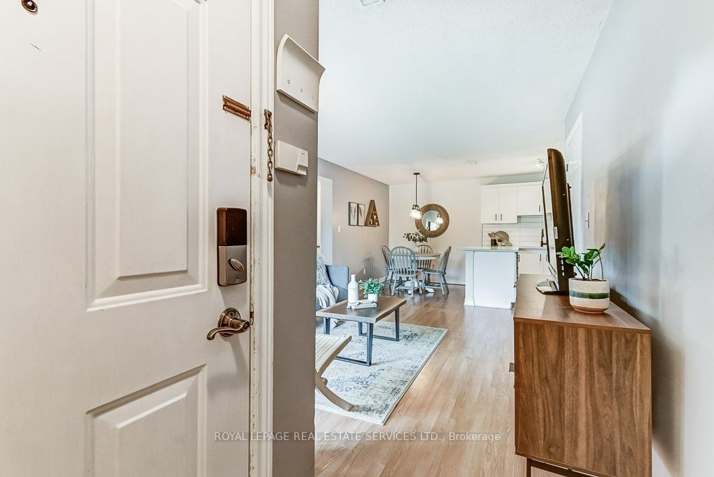 4140 Foxwood Drive, #404