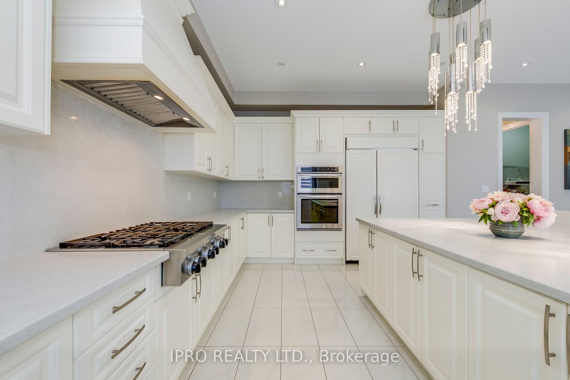 20 Falkland Rd N