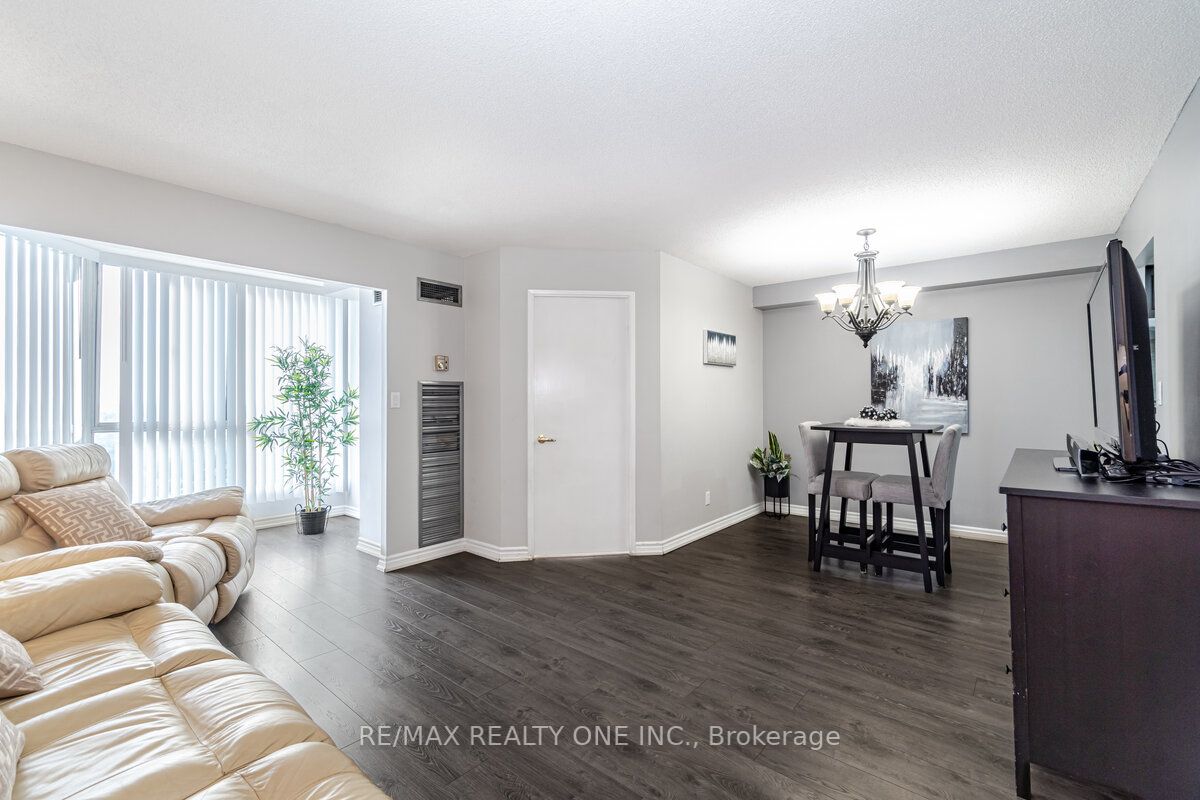 145 Hillcrest Ave, #1902