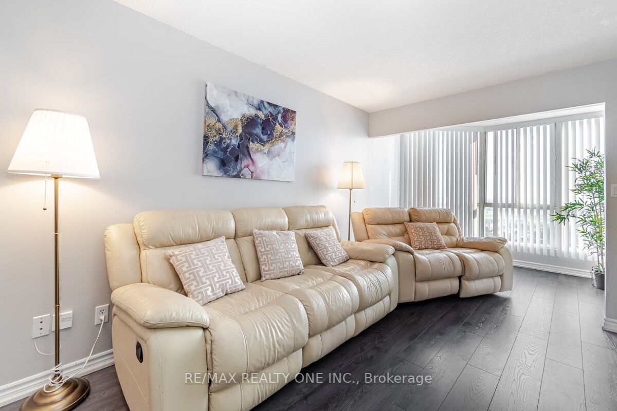 145 Hillcrest Ave, #1902