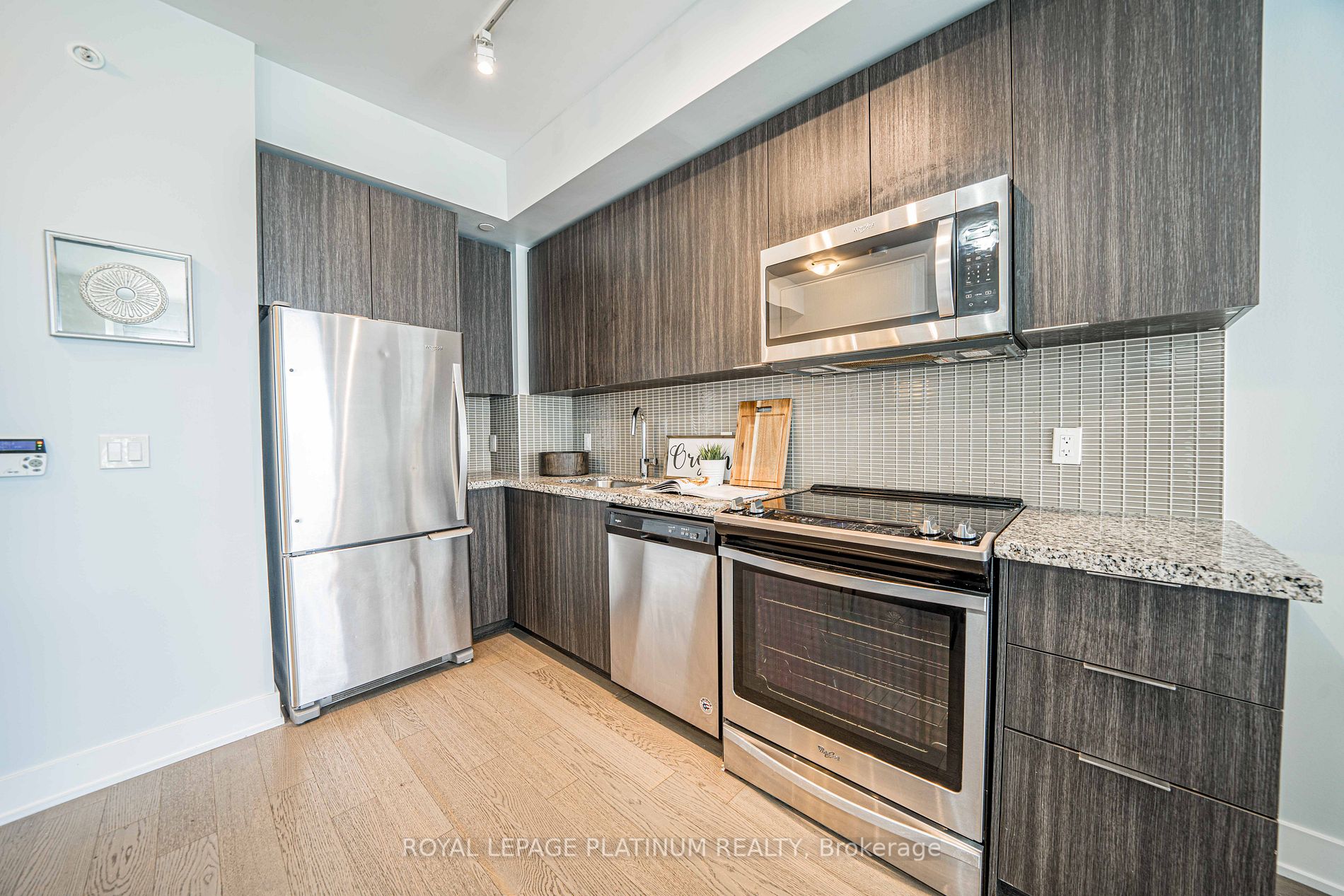 30 Shore Breeze Dr, #1814