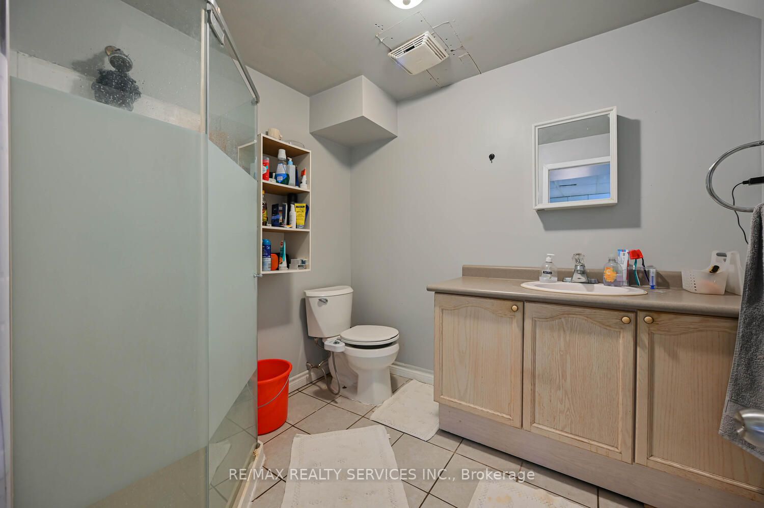 110 Rutherford Rd N