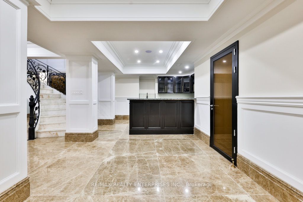 1538 Lorne Park Road