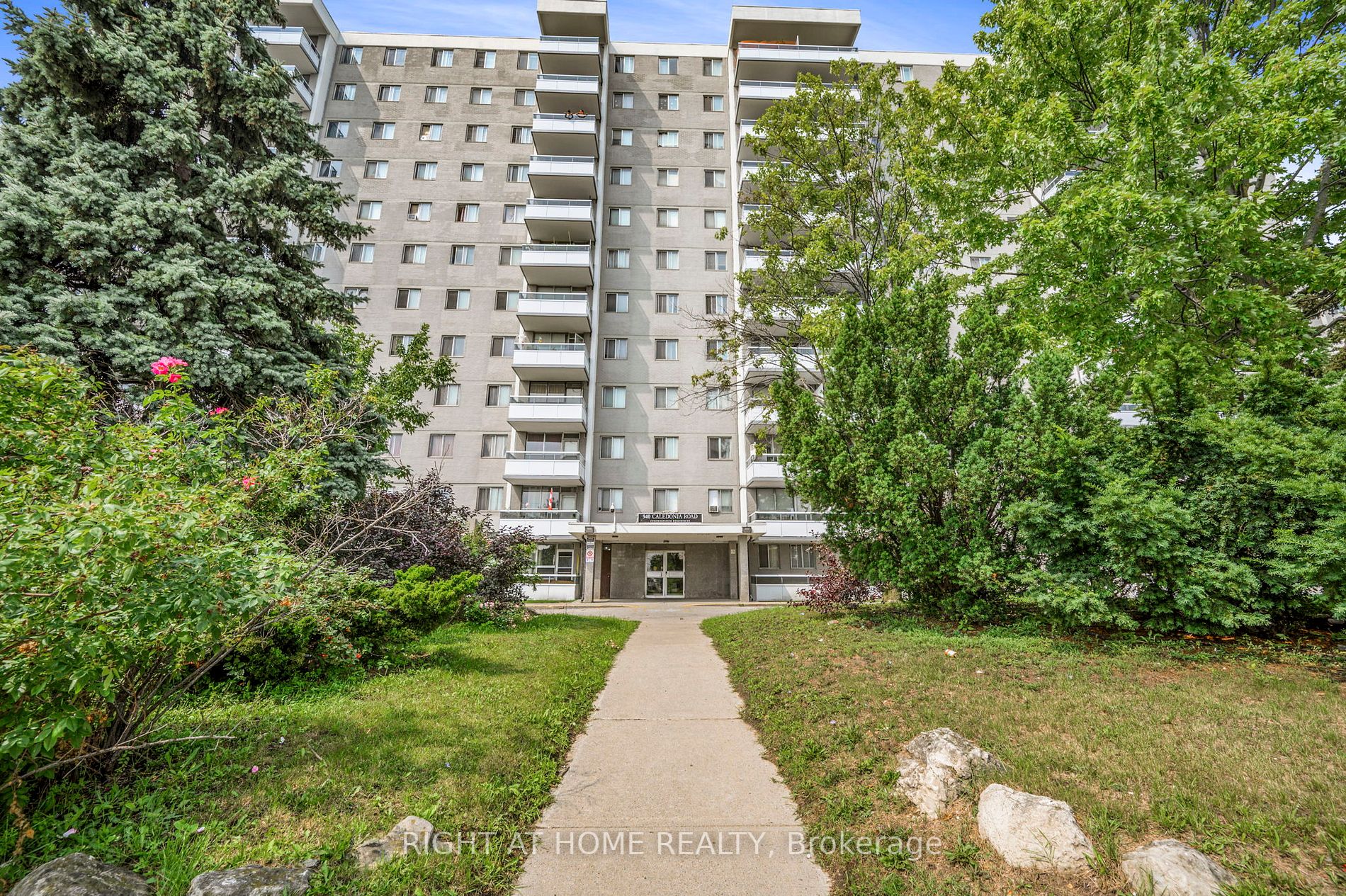 940 Caledonia Rd, #1208