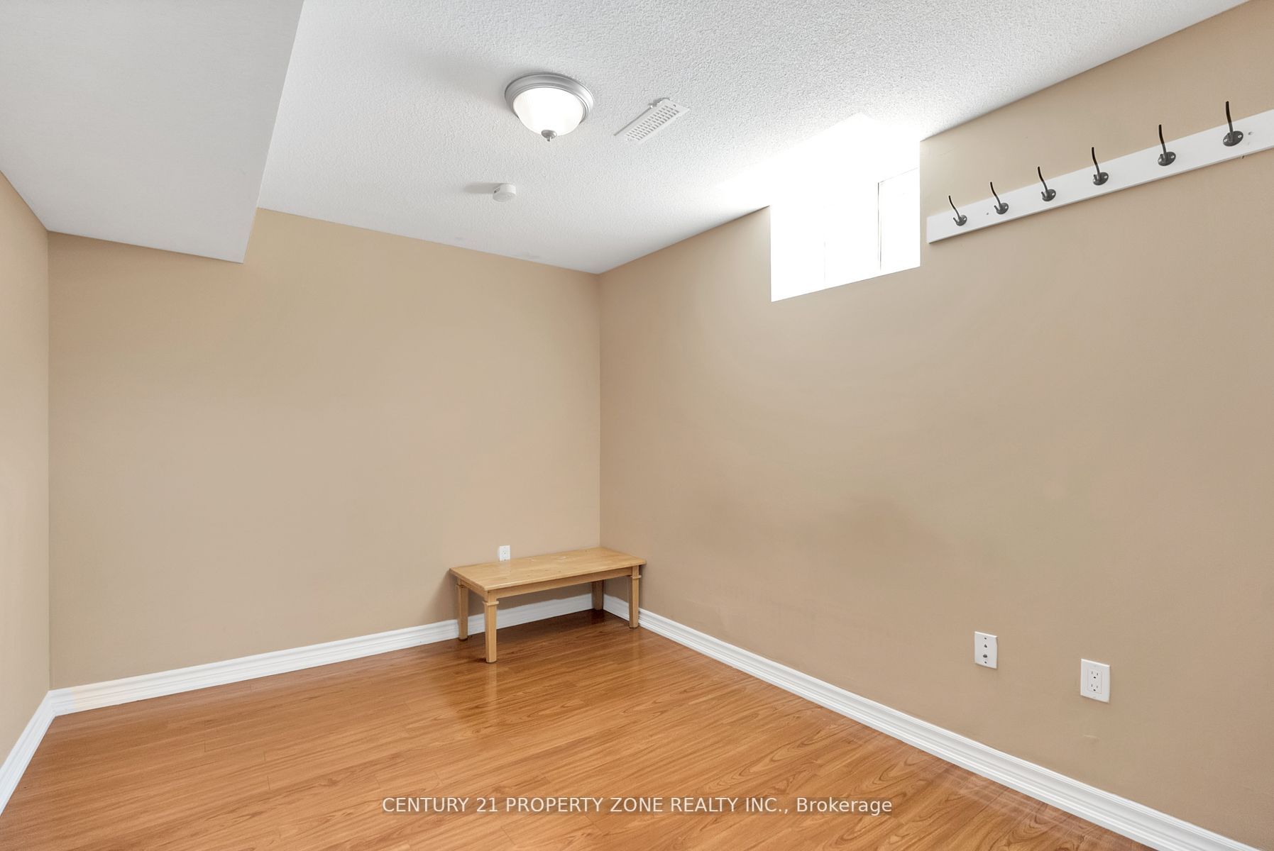 6 Mistybrook Crescent