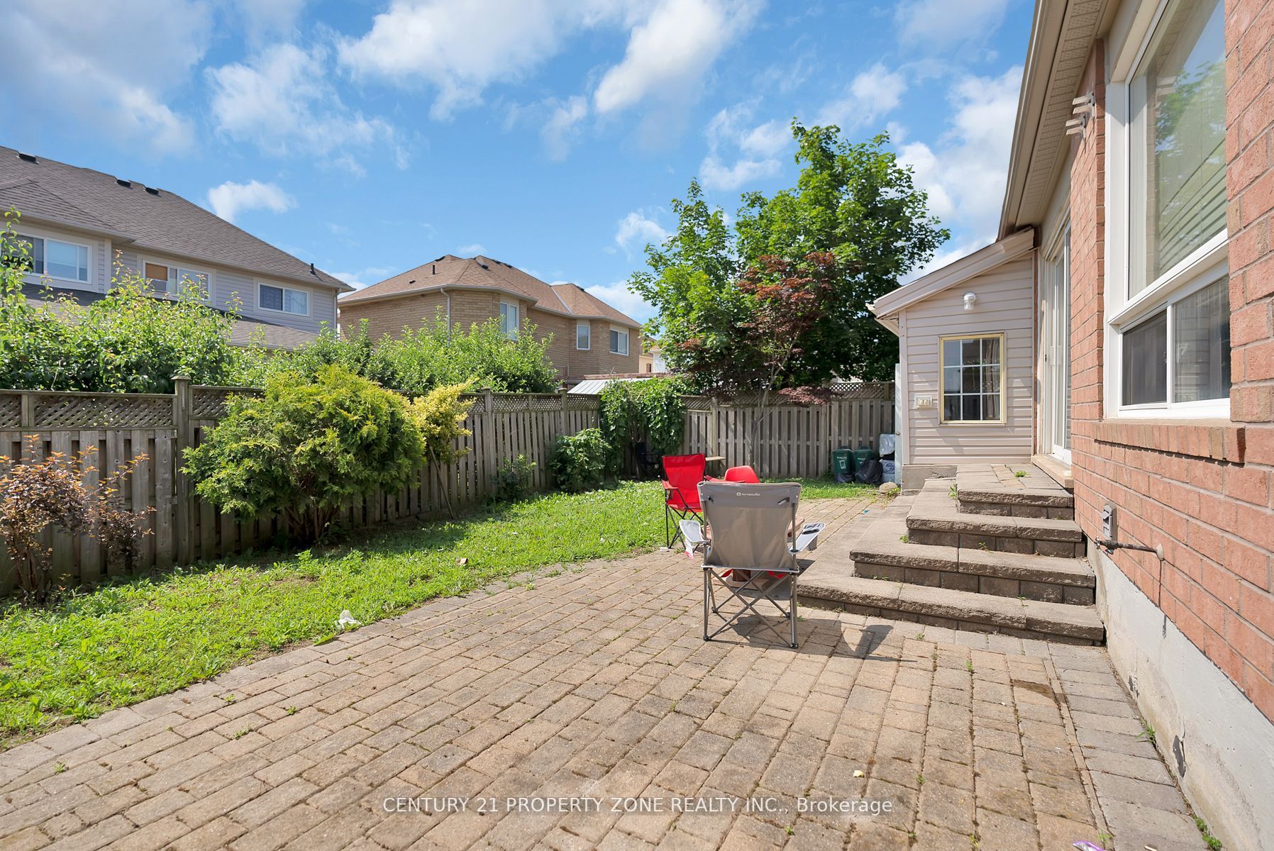 6 Mistybrook Crescent