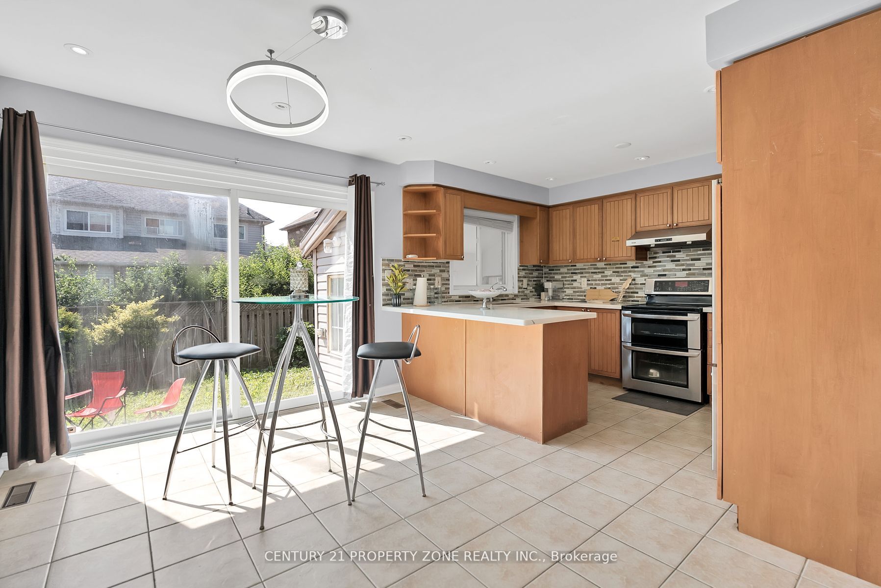6 Mistybrook Crescent