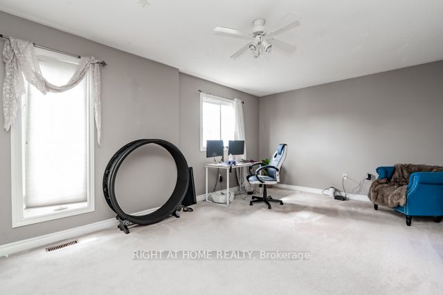 22 Hartnell Sq, #65
