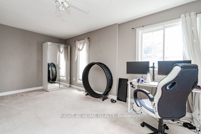 22 Hartnell Sq, #65