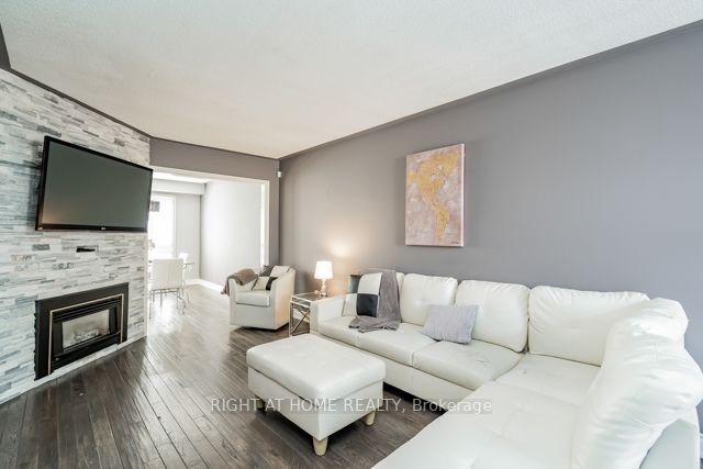 22 Hartnell Sq, #65