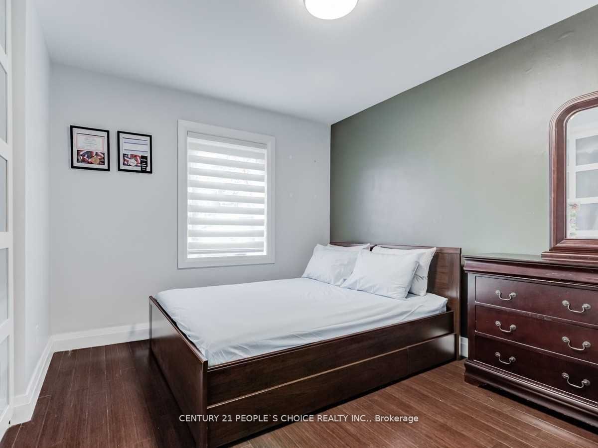 48 Stephen Drive