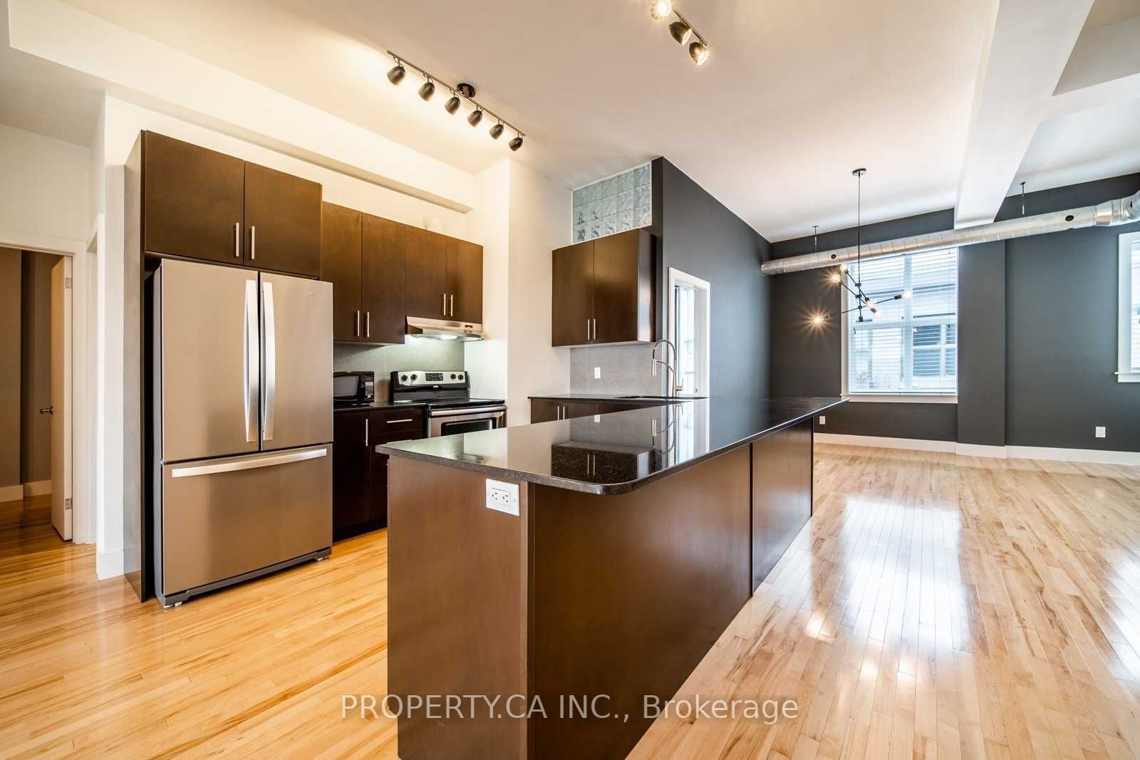 99 Chandos Avenue, #206