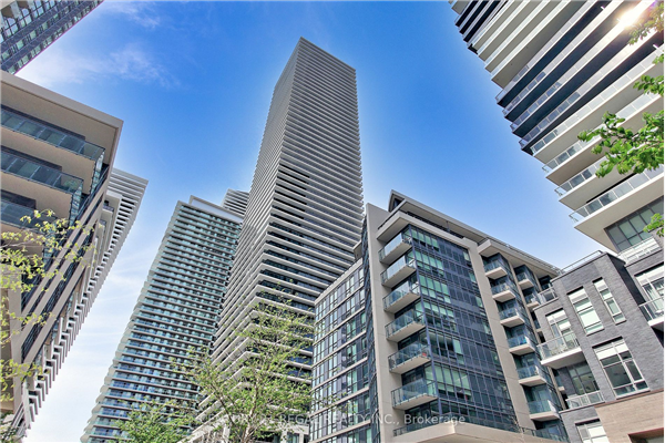 70 Annie Craig Dr, Toronto