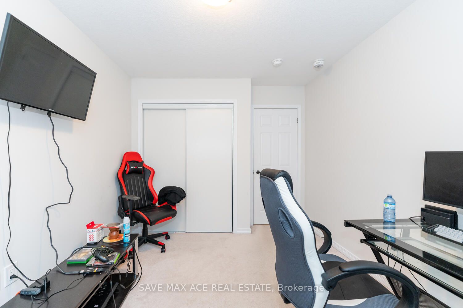 11 Francesco St