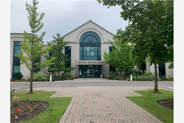1540 Cornwall Rd E, Oakville